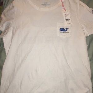 NWT Vineyard Vines Shark Week T